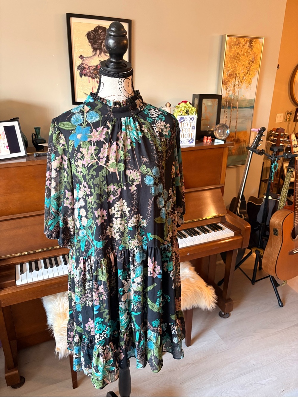 Gabby Skye Black Floral Ruffle Neck Tiered Knee Length Dress
